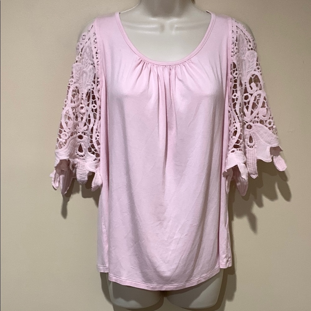 Gorgeous cold shoulder top